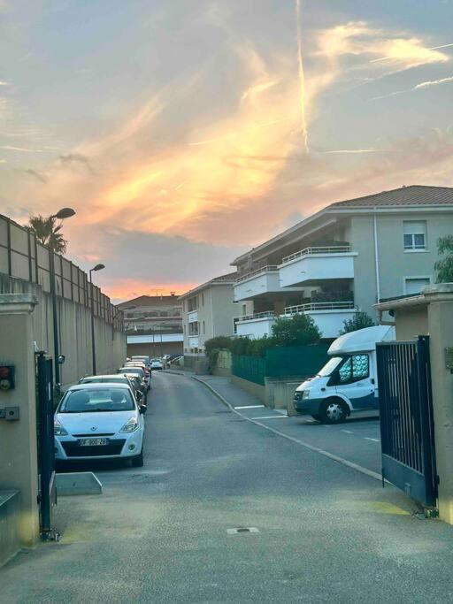 Appartement Avec Terrasse Et Box Entre Plages Et Nature Marsiglia Esterno foto