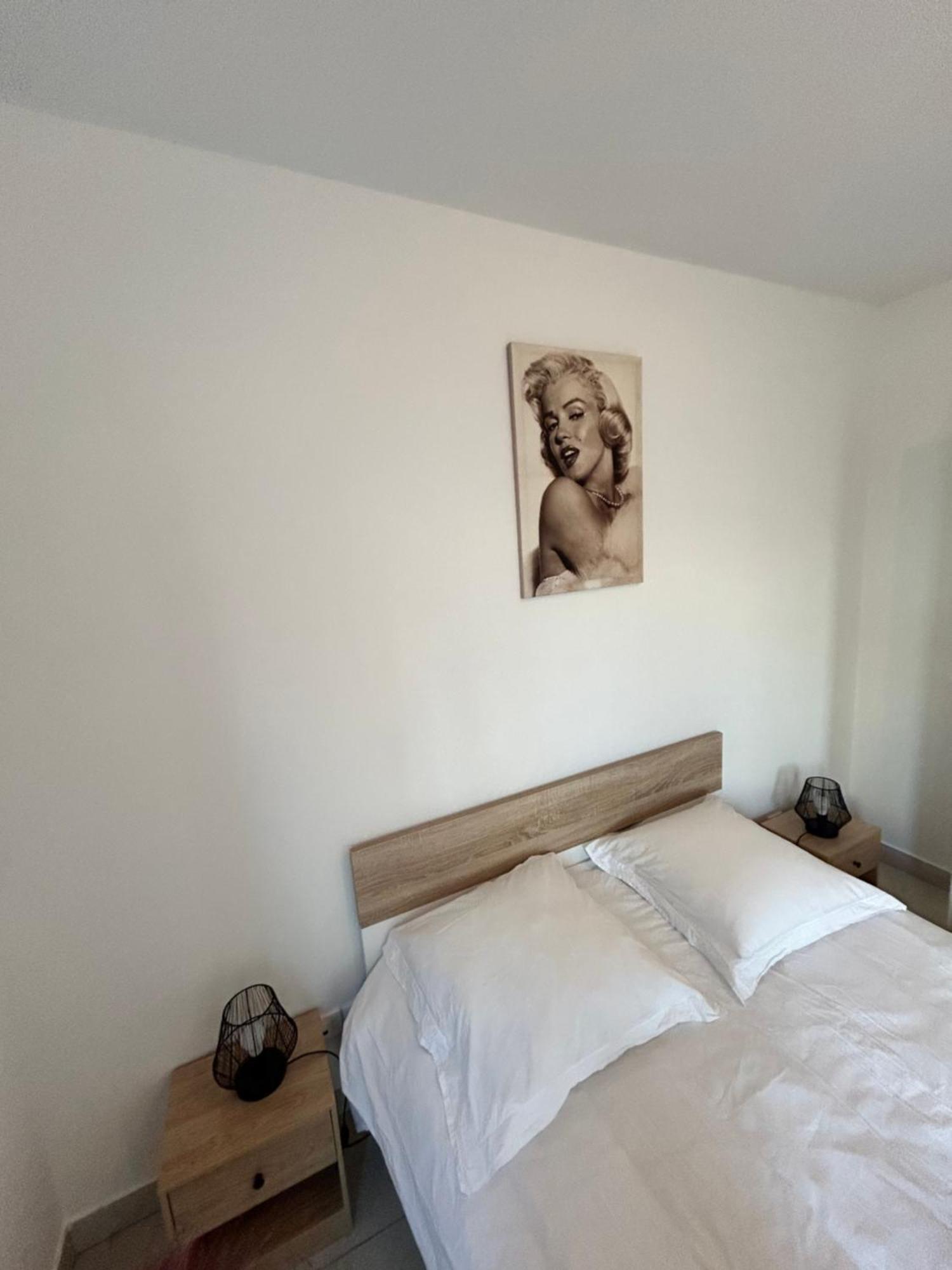 Appartement Avec Terrasse Et Box Entre Plages Et Nature Marsiglia Esterno foto