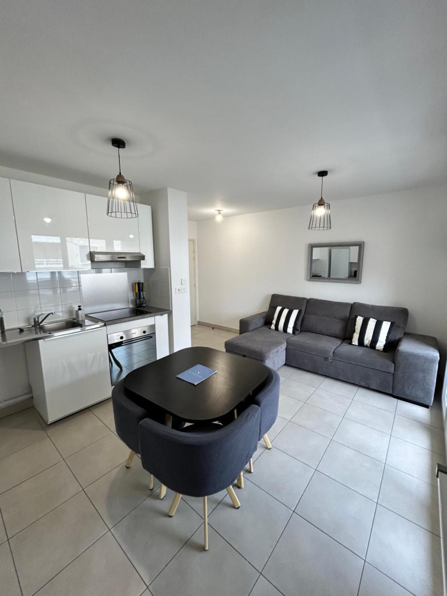Appartement Avec Terrasse Et Box Entre Plages Et Nature Marsiglia Esterno foto